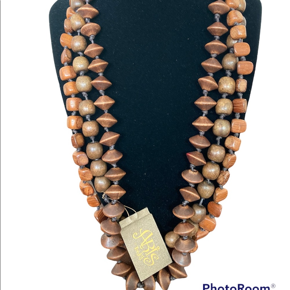 Unique 3 layer wood beads necklace!